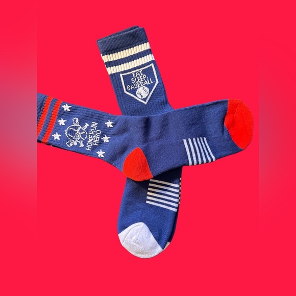 NWT Unisex Baseball Crew Socks, Great Gift For Fans, 2 Pairs One Size 8-13 - Picture 8 of 9